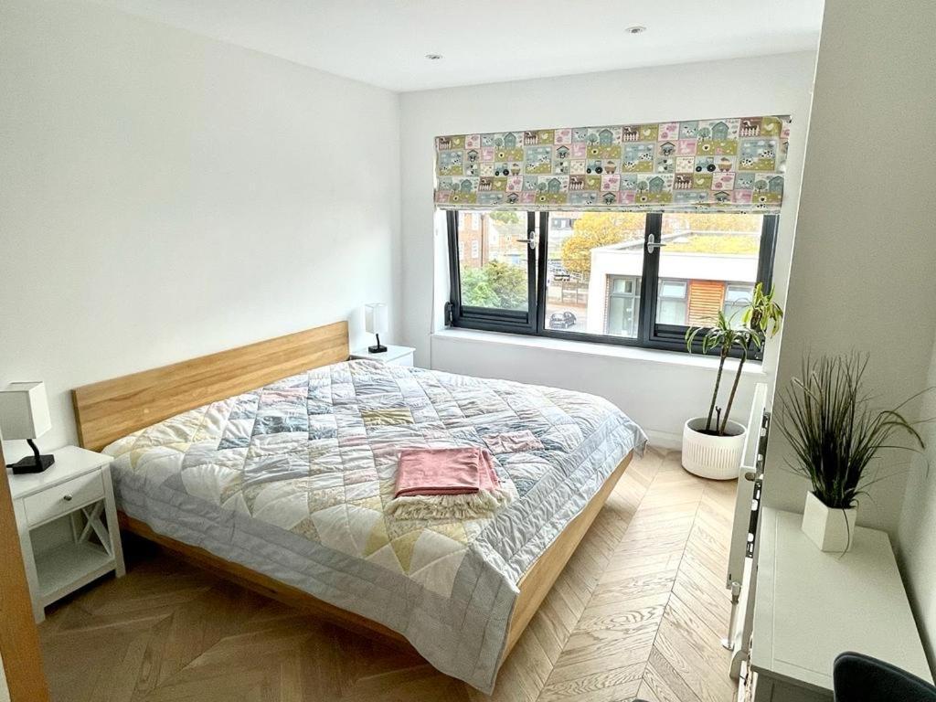 Cosy 1 Bedroom With Balcony Near Chiswick Appartamento Londra